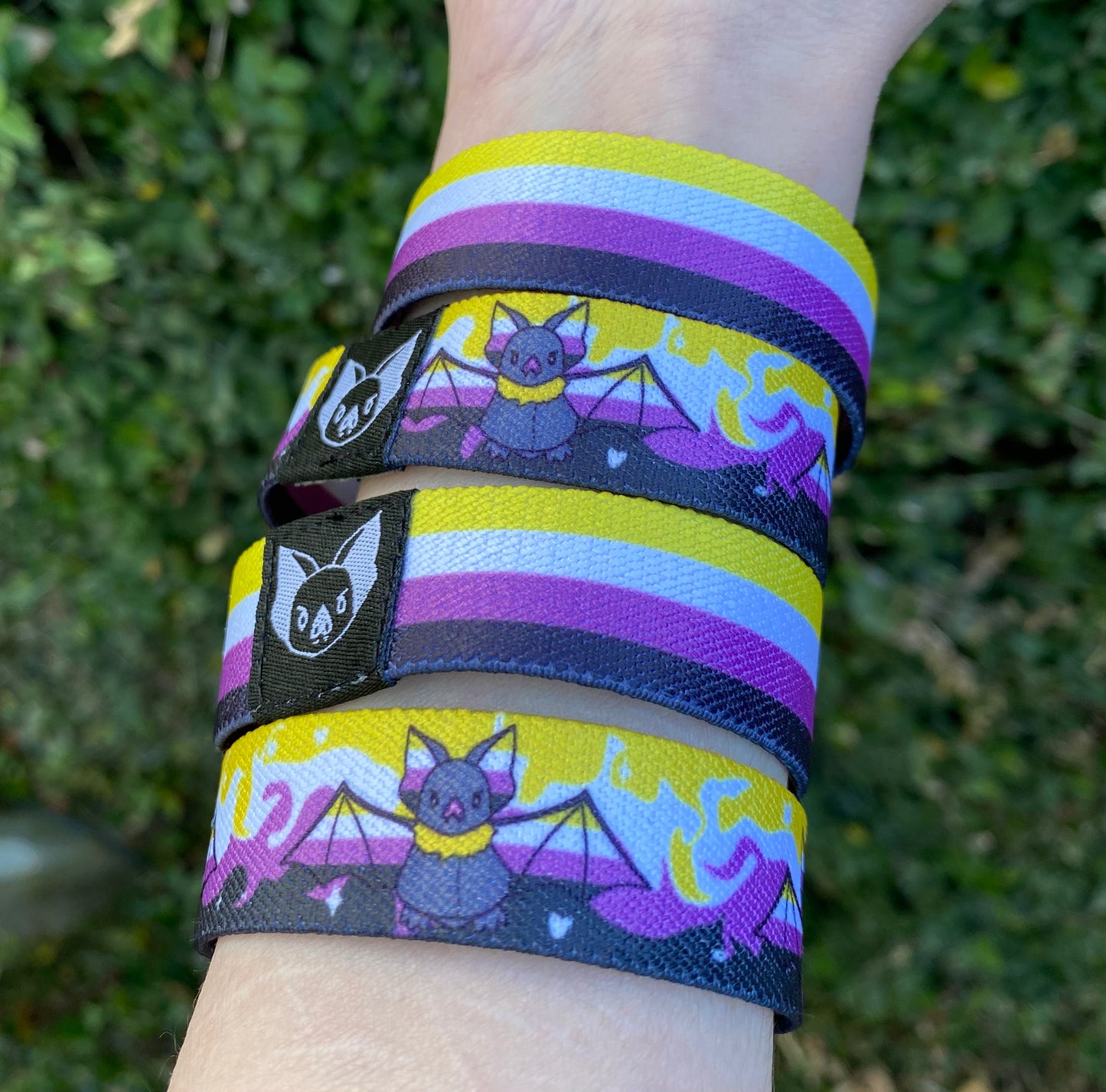 Pulsera de murciélago no binario - Pulsera elástica Enby Pride